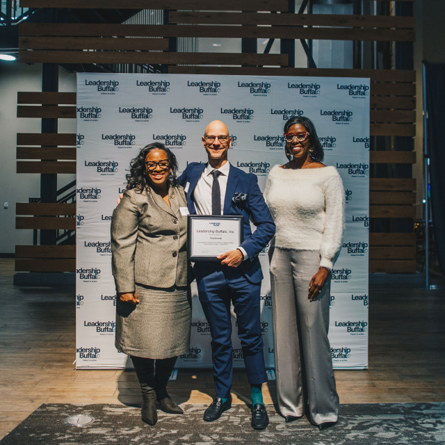 LeadershipBuffalo[Graduation]-64